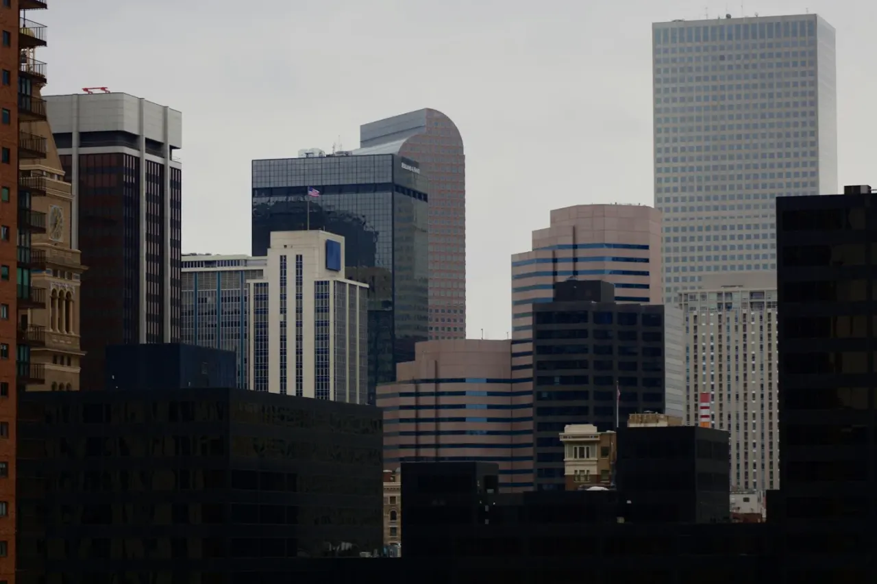 Actual downtown Denver skyline, Colorado; regional context rather than a service location